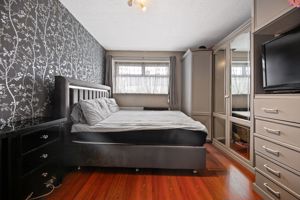 Photo 27- click for photo gallery